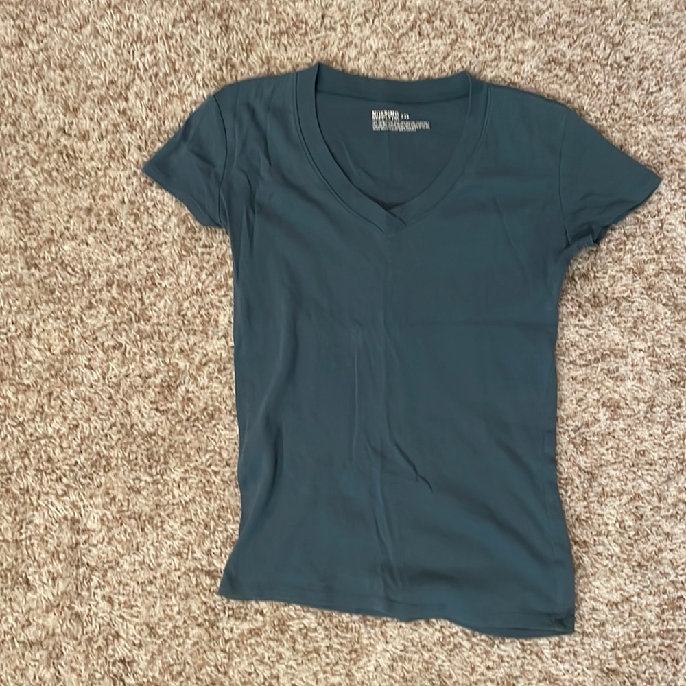 Mossimo Forest Green V-Neck tshirt; Size XS